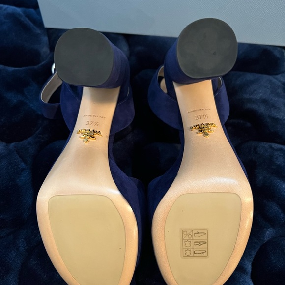 Prada Navy Platform Heels - Never Used - Picture 4 of 8
